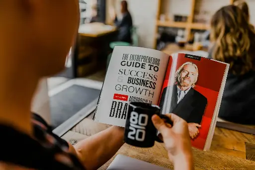 ENTREPRENEURS BOOST – Le Coaching Individuel pour Structurer Ton Business